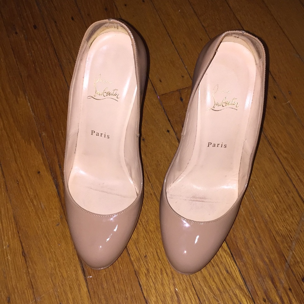 Authentic Nude Christian Louboutins